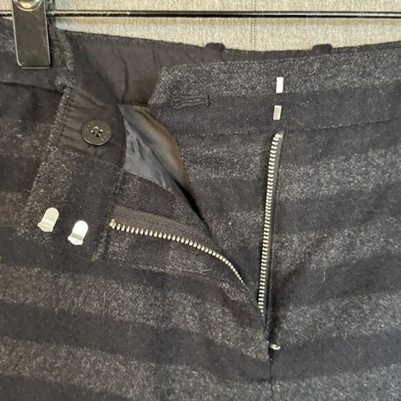 Gap Wool Blend Black Gray Stripe High Rise Wide Leg Tailored Shorts Size 12 Tall - Picture 3 of 13